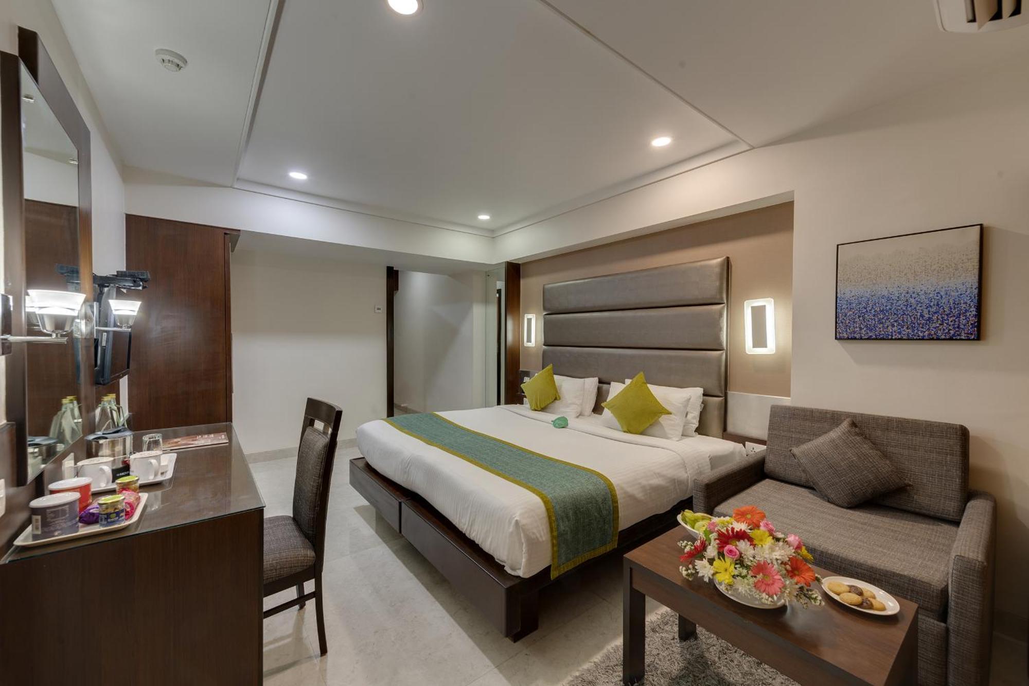 Hotel Suba Galaxy Mumbai Exterior photo